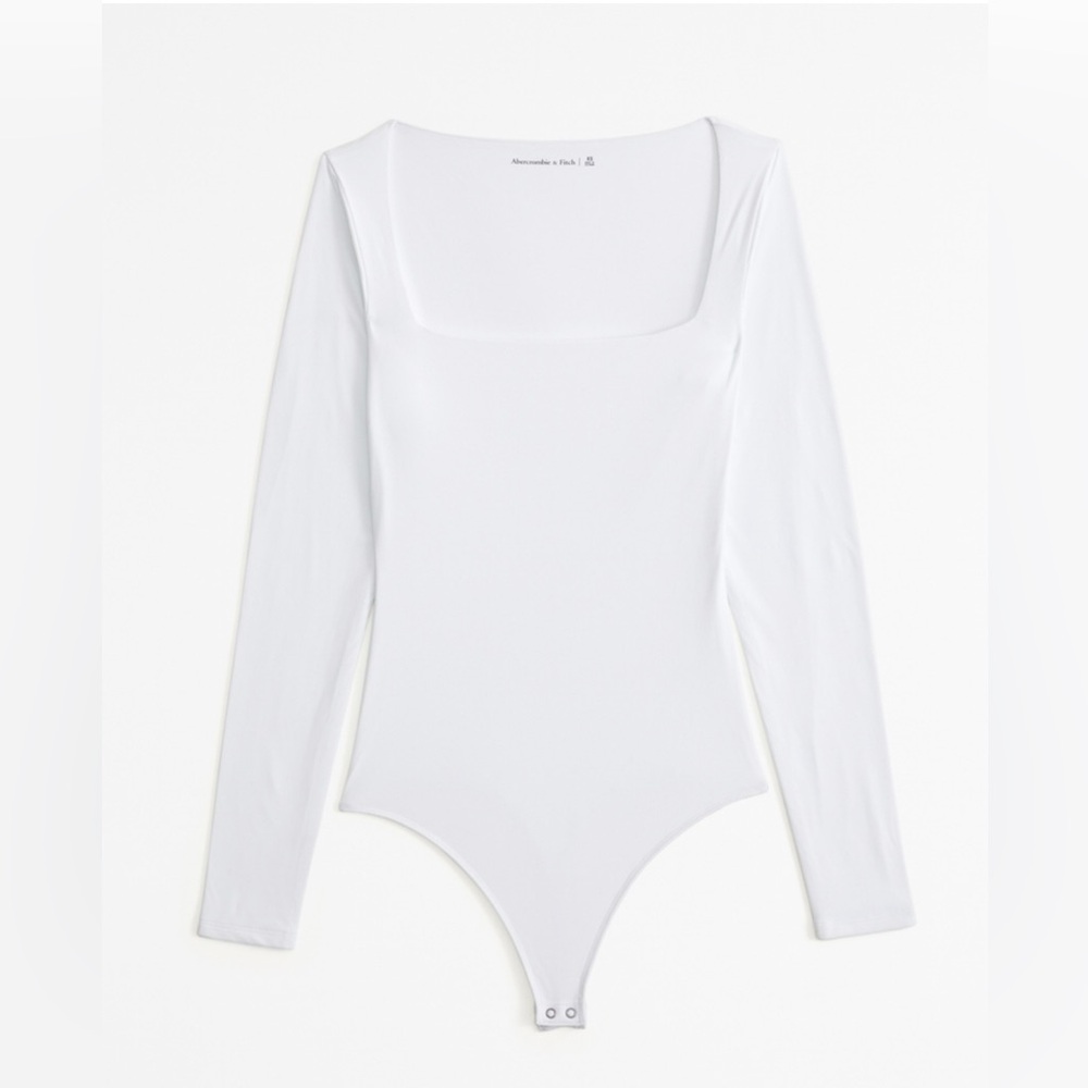 ABERCROMBIE & FITCH Soft Matte Seamless Long Sleeve Squareneck Bodysuit